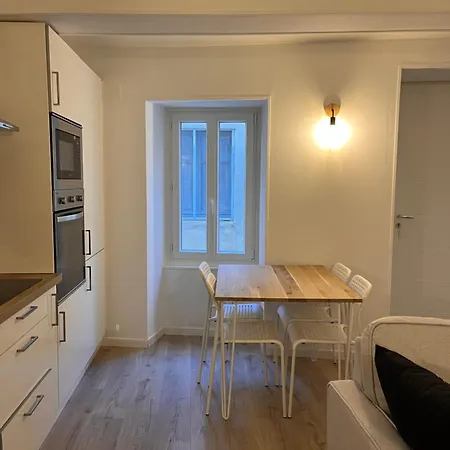 Maison 1807 *