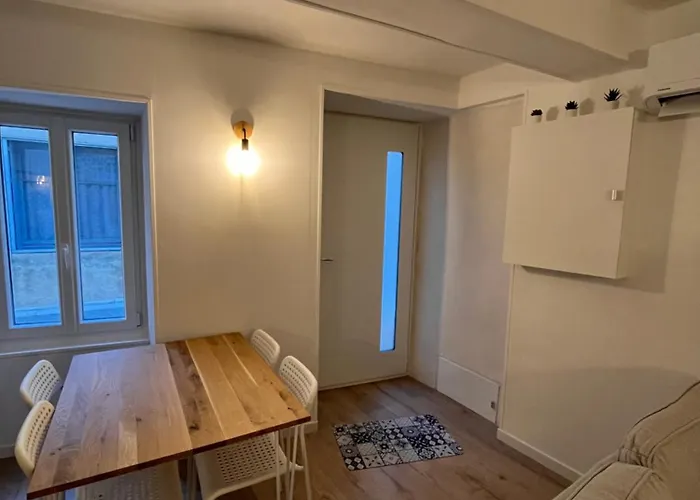 別荘 Maison 1807 *